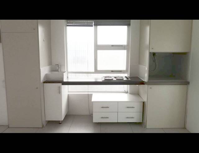 1 bed property to rent in WOODSTOCK